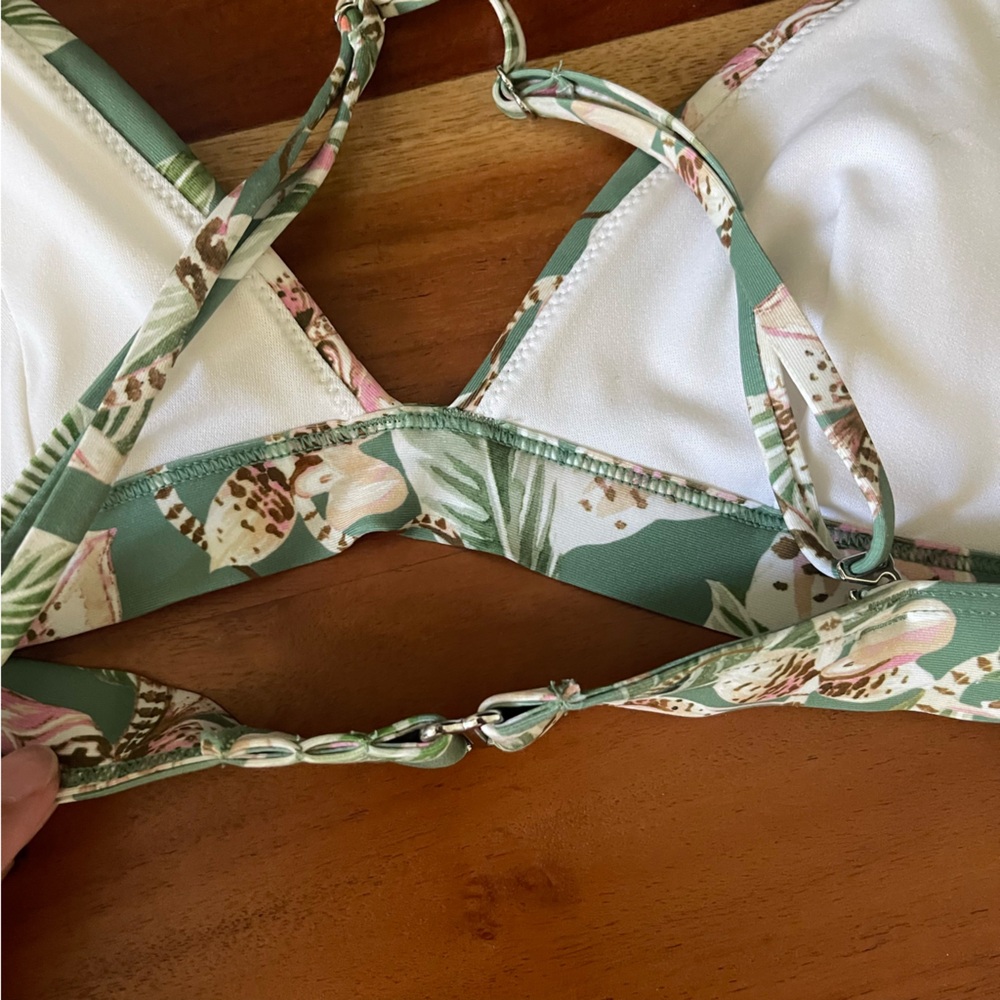 H&M green tropical print triangle bikini top - Picture 4 of 11